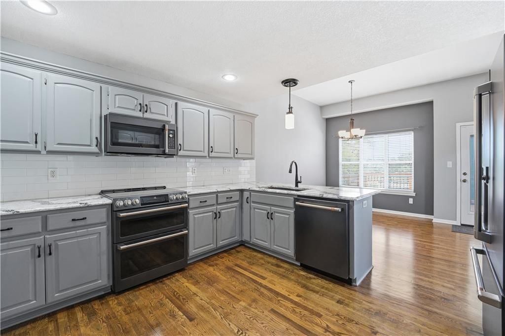 1305 SW Crystal Creek Place — photo 3