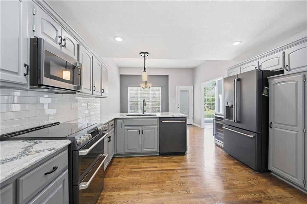 1305 SW Crystal Creek Place — photo 4