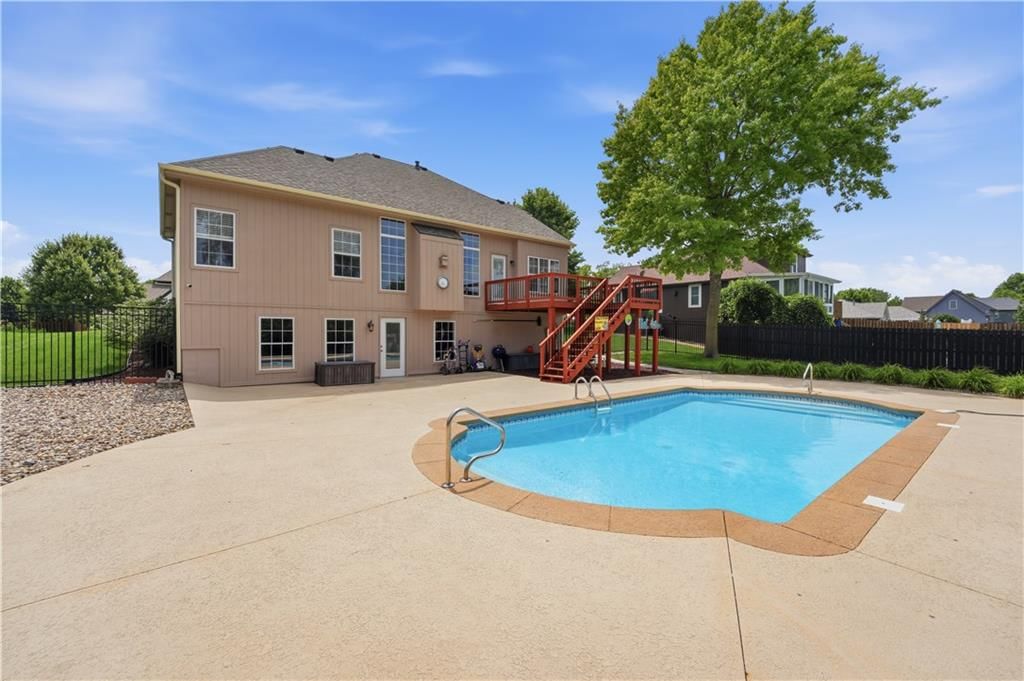 1305 SW Crystal Creek Place — photo 40