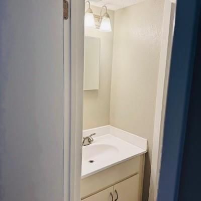 6202 Robinson Street — photo 12