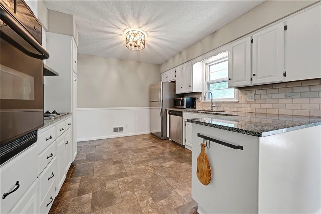 5131 Goodman Lane — photo 12