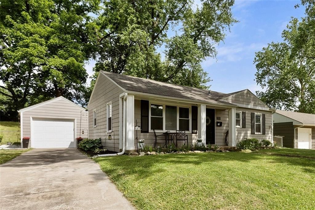 5313 N Euclid Avenue, Kansas City, MO