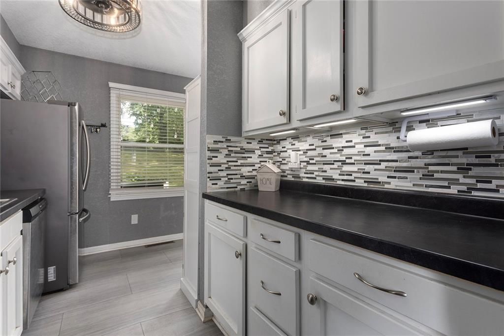 5313 N Euclid Avenue — photo 10