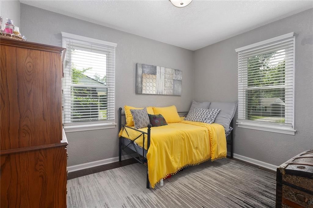 5313 N Euclid Avenue — photo 20