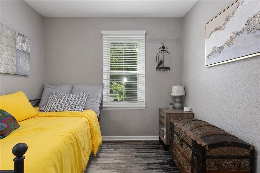 5313 N Euclid Avenue — photo 21
