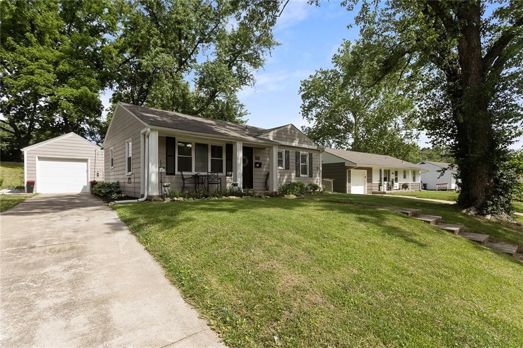 5313 N Euclid Avenue — photo 30
