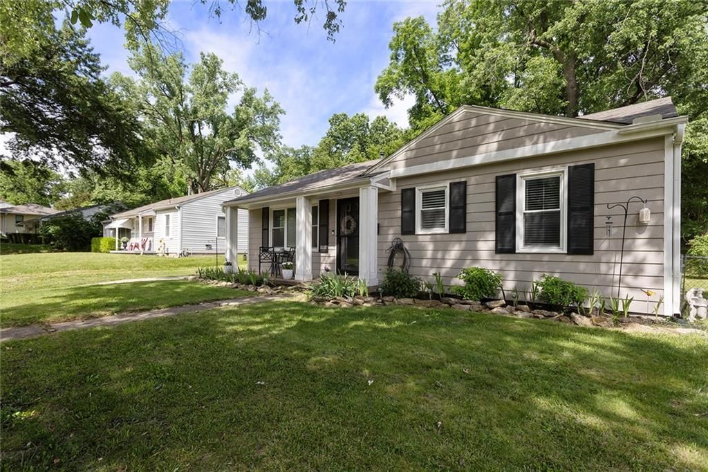 5313 N Euclid Avenue — photo 33