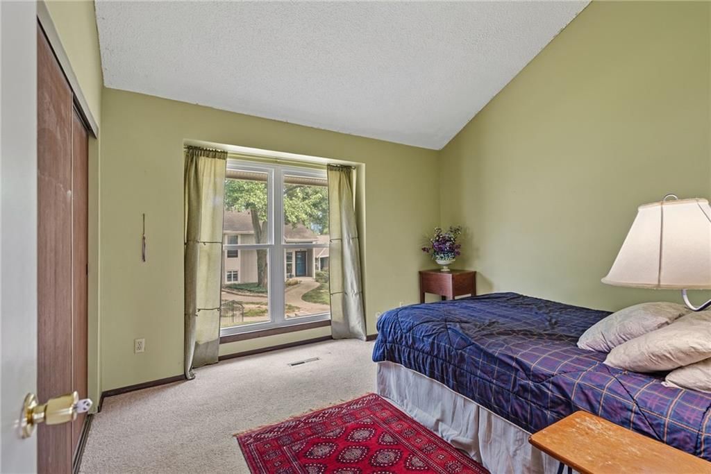 5737 N Oregon Avenue — photo 16
