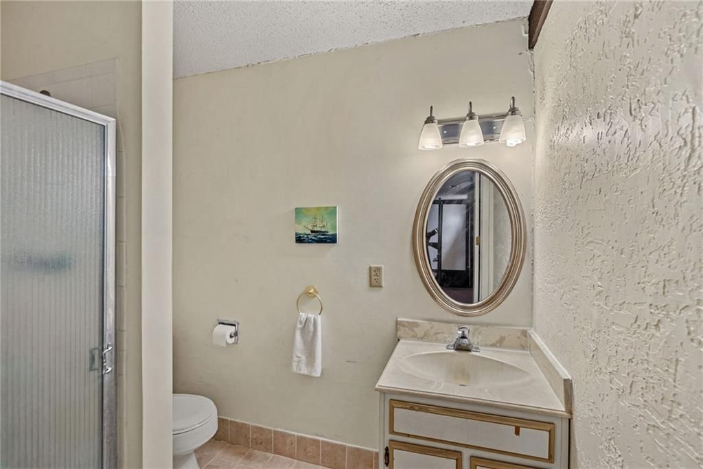 5737 N Oregon Avenue — photo 21