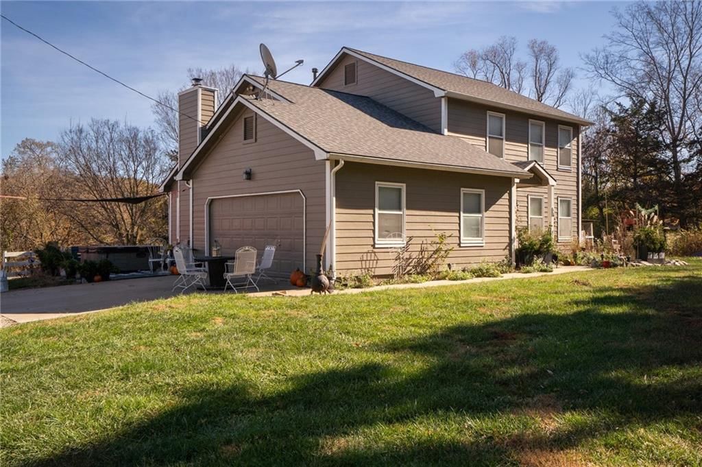 770 E 1300 Road — photo 39