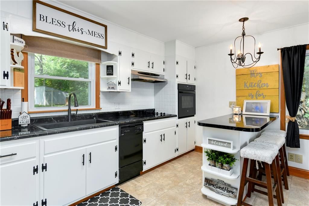 1514 Vilas Street — photo 12