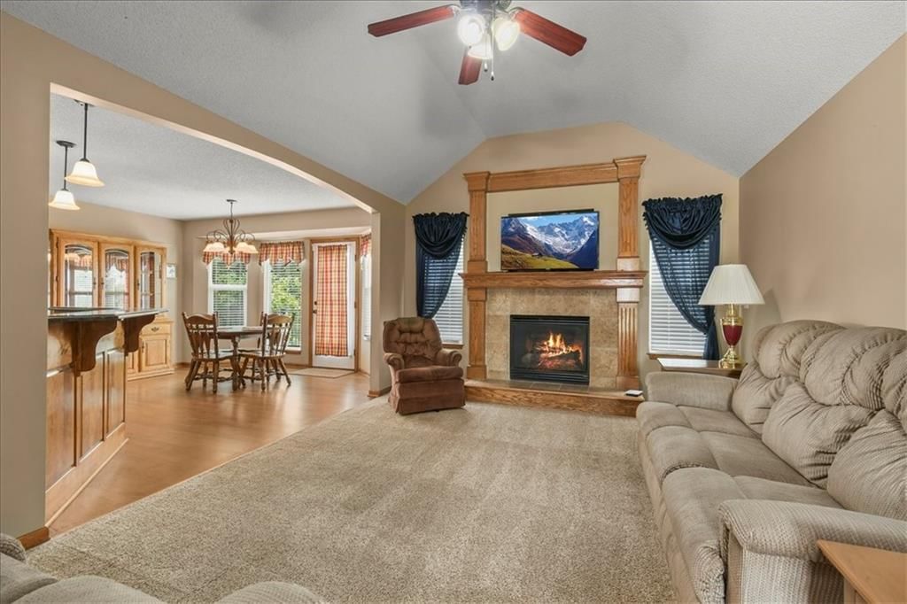 16914 Meadow Creek Court — photo 5