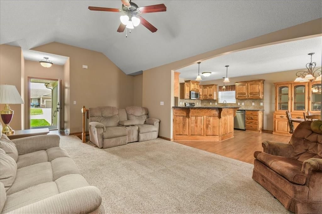 16914 Meadow Creek Court — photo 6