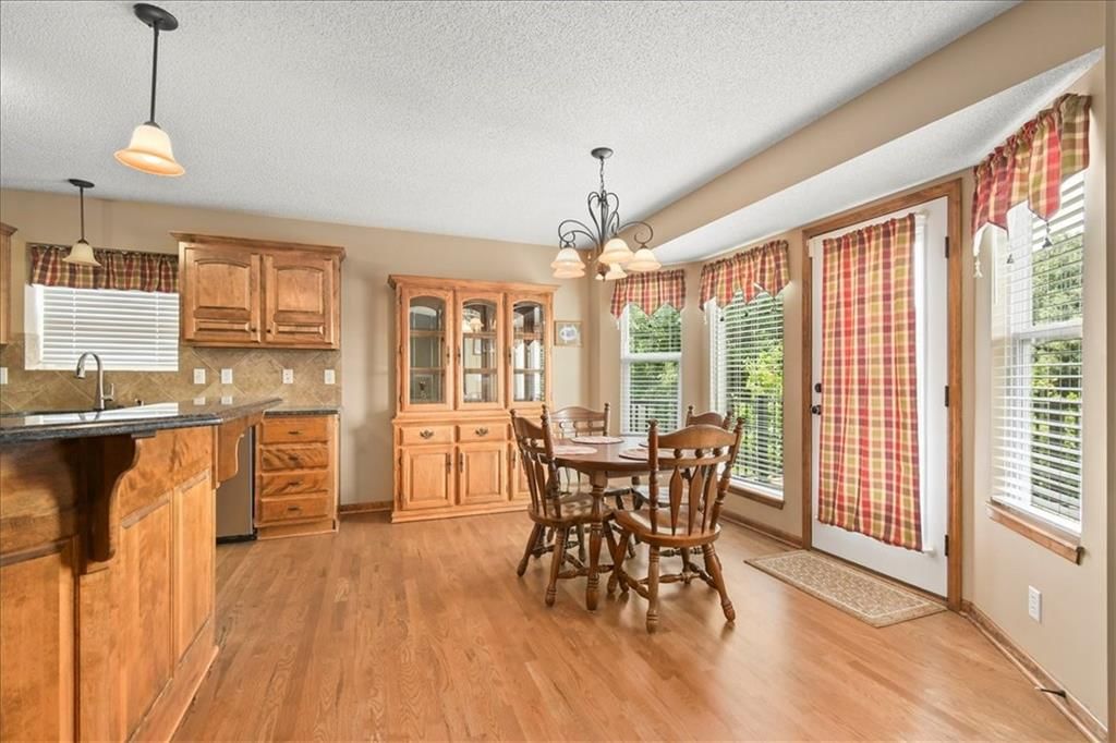 16914 Meadow Creek Court — photo 7