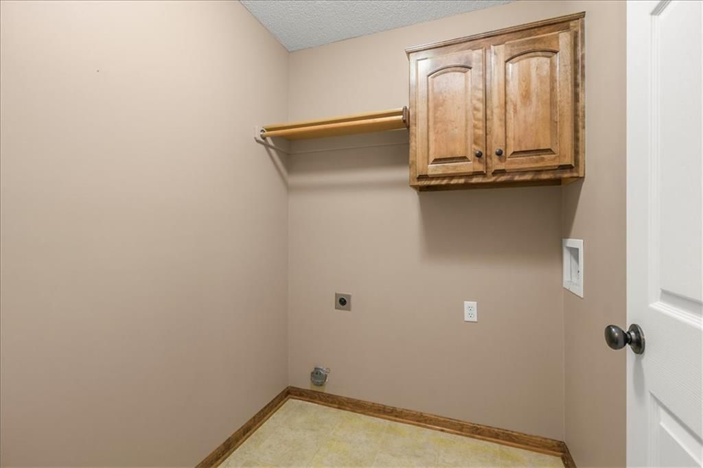 16914 Meadow Creek Court — photo 12