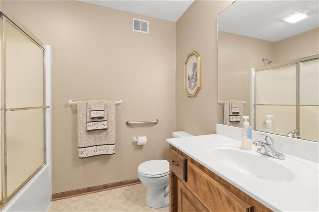 16914 Meadow Creek Court — photo 17
