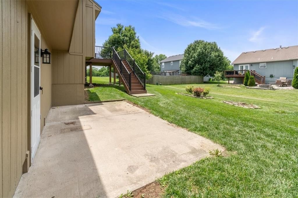 16914 Meadow Creek Court — photo 22