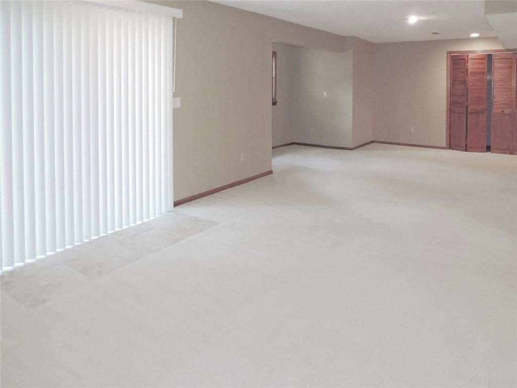 15715 BEVERLY Street — photo 27