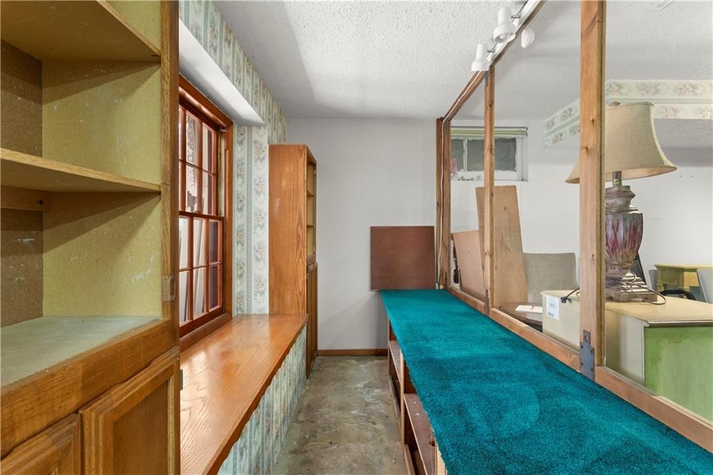 15800 E Salisbury Road — photo 40