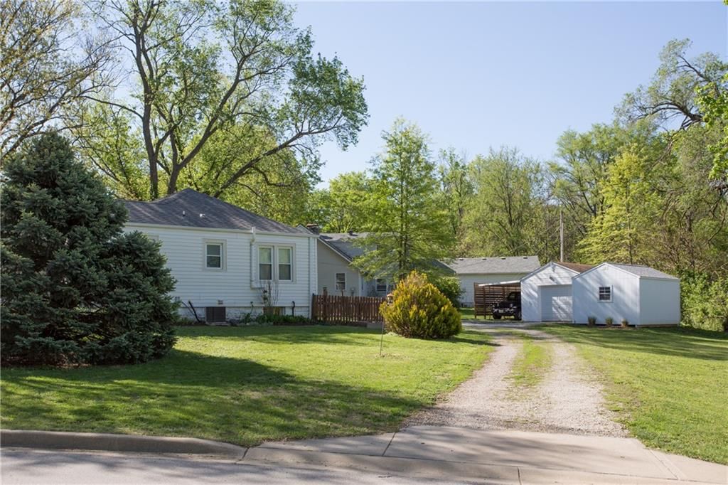 5526 Lowell Street — photo 41