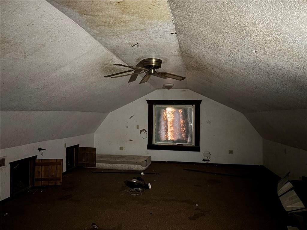 420 W Walnut Street — photo 2