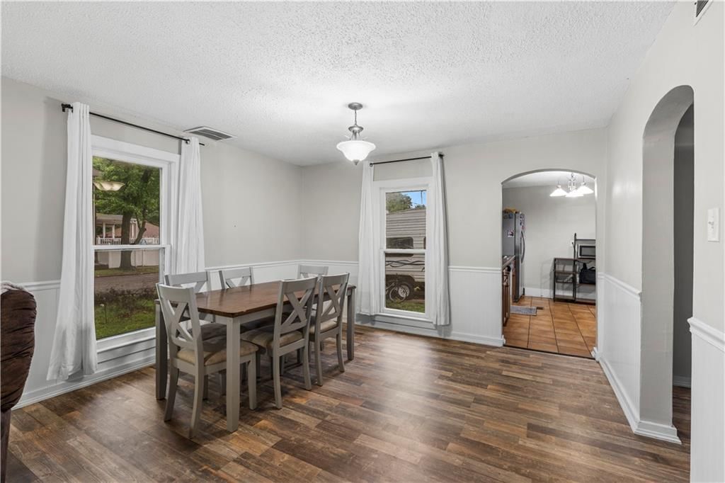 426 W Walnut Street — photo 6