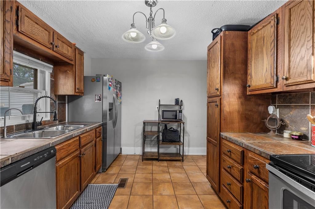 426 W Walnut Street — photo 12