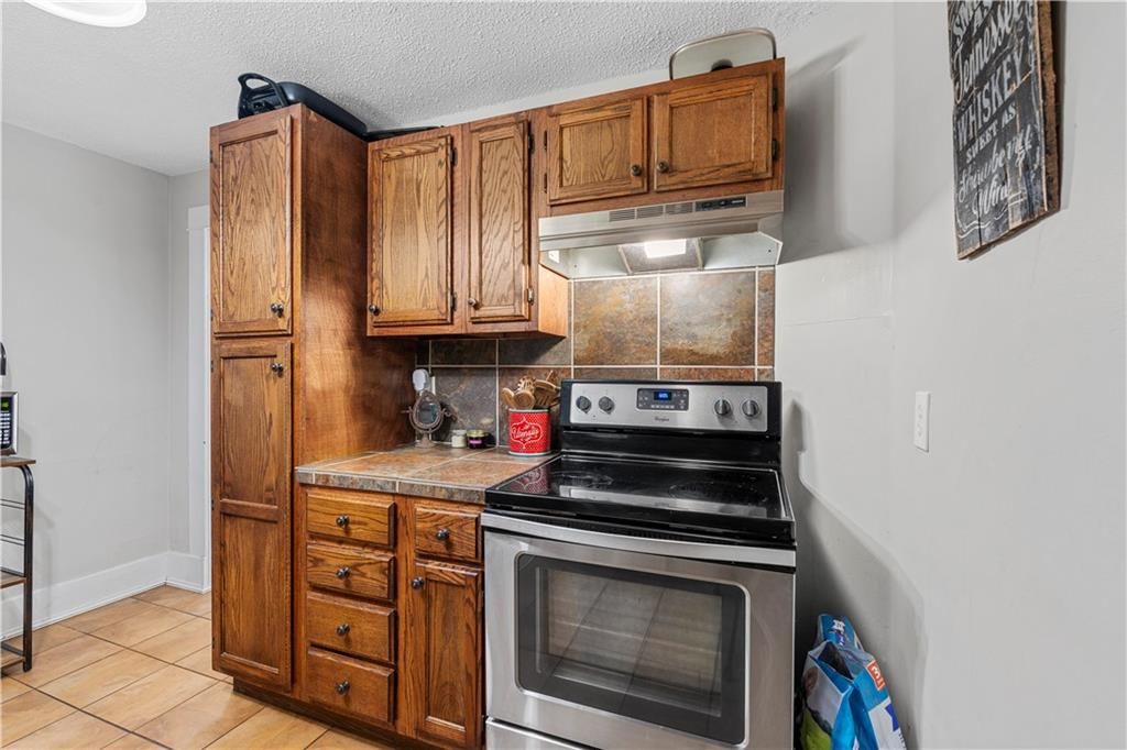 426 W Walnut Street — photo 13