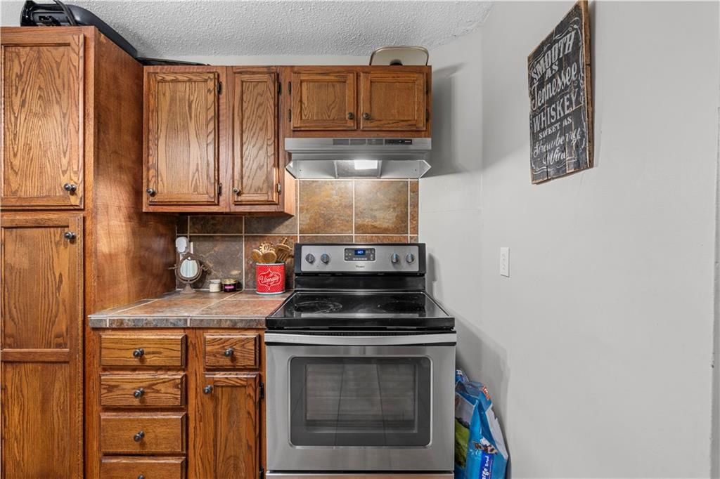 426 W Walnut Street — photo 14