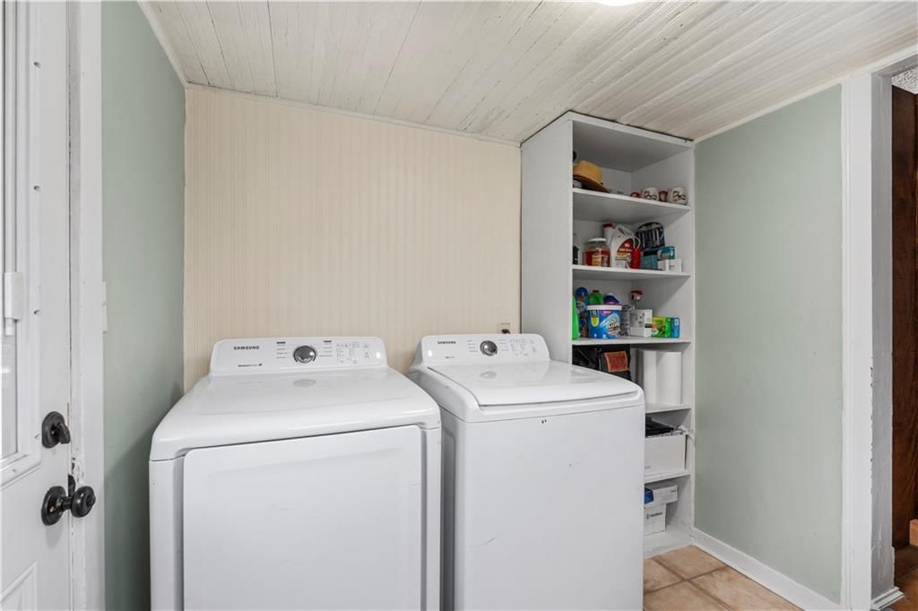 426 W Walnut Street — photo 18