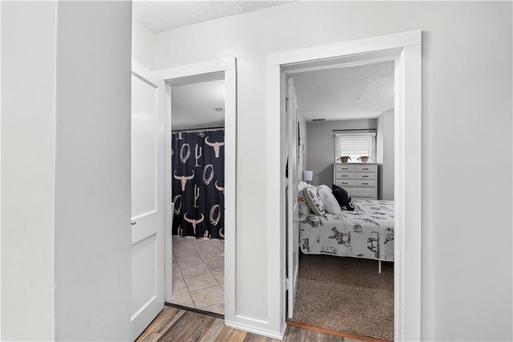 426 W Walnut Street — photo 20