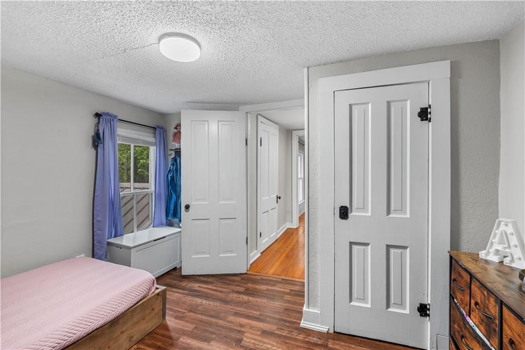 426 W Walnut Street — photo 33