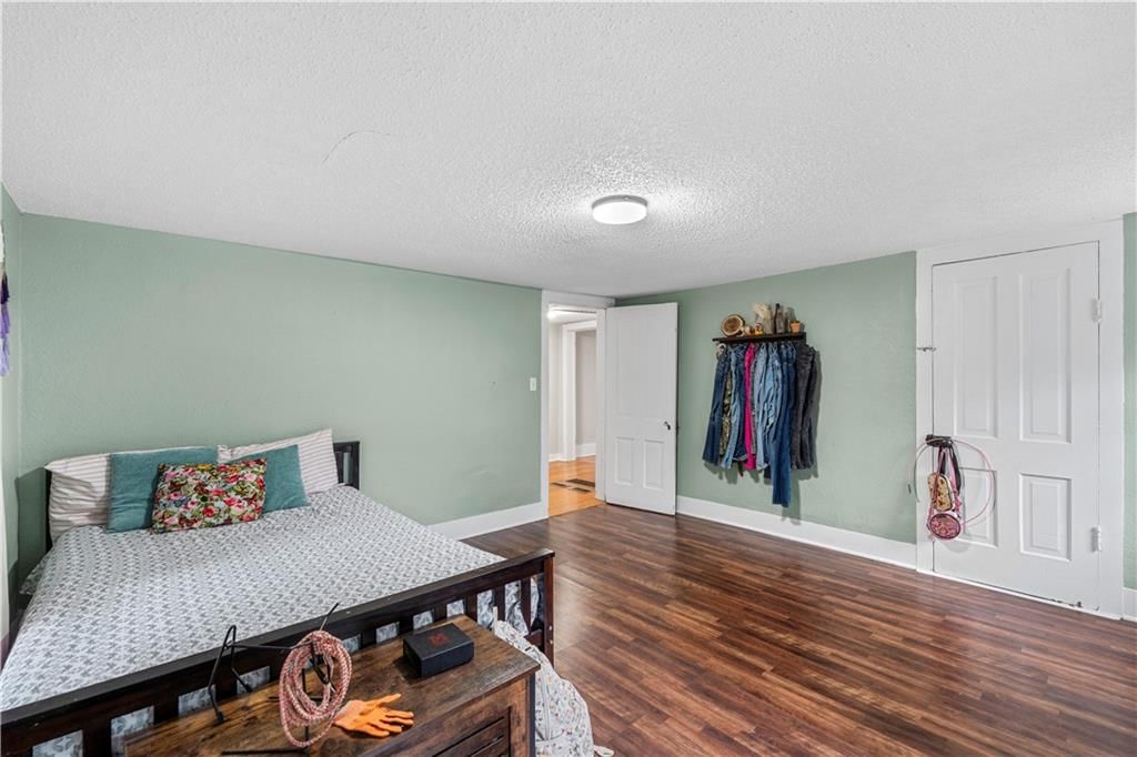 426 W Walnut Street — photo 35