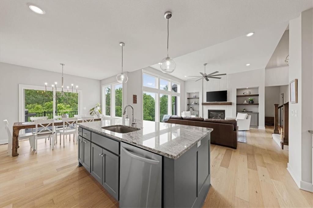 13430 Terrace Park Drive — photo 9