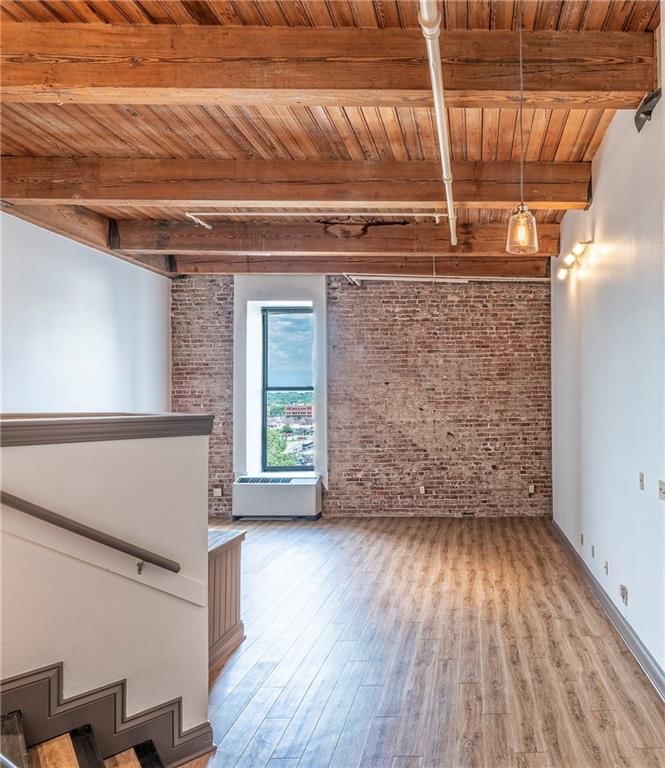 308 W 8th Street — photo 11
