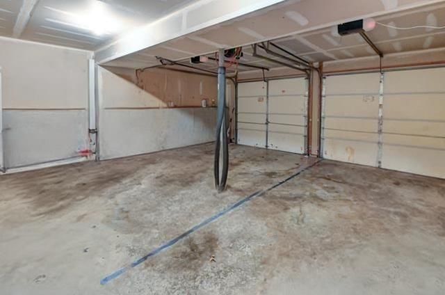 1215 NW Ashley Lane — photo 37