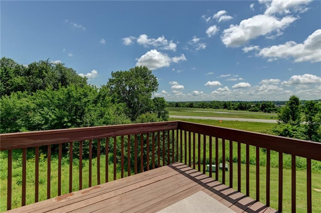 1215 NW Ashley Lane — photo 39