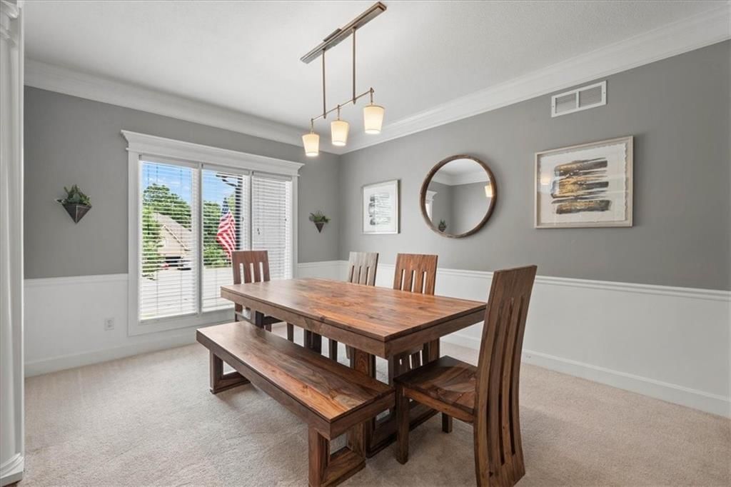 5812 NW Hickory Place — photo 8