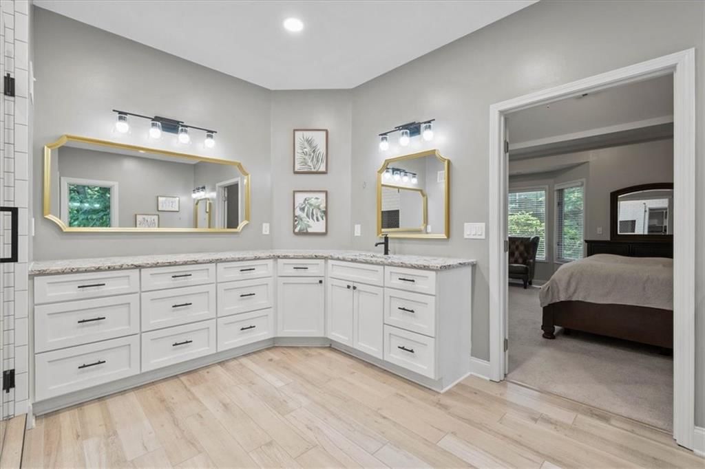 5812 NW Hickory Place — photo 12
