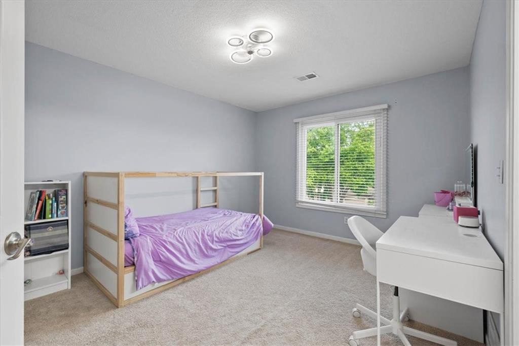 5812 NW Hickory Place — photo 19