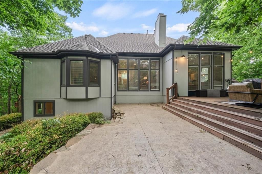 5812 NW Hickory Place — photo 31