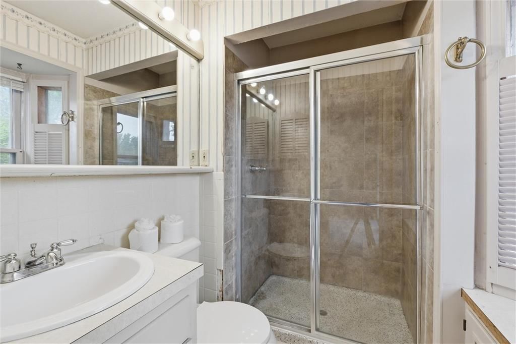 8315 Oakland Avenue — photo 16