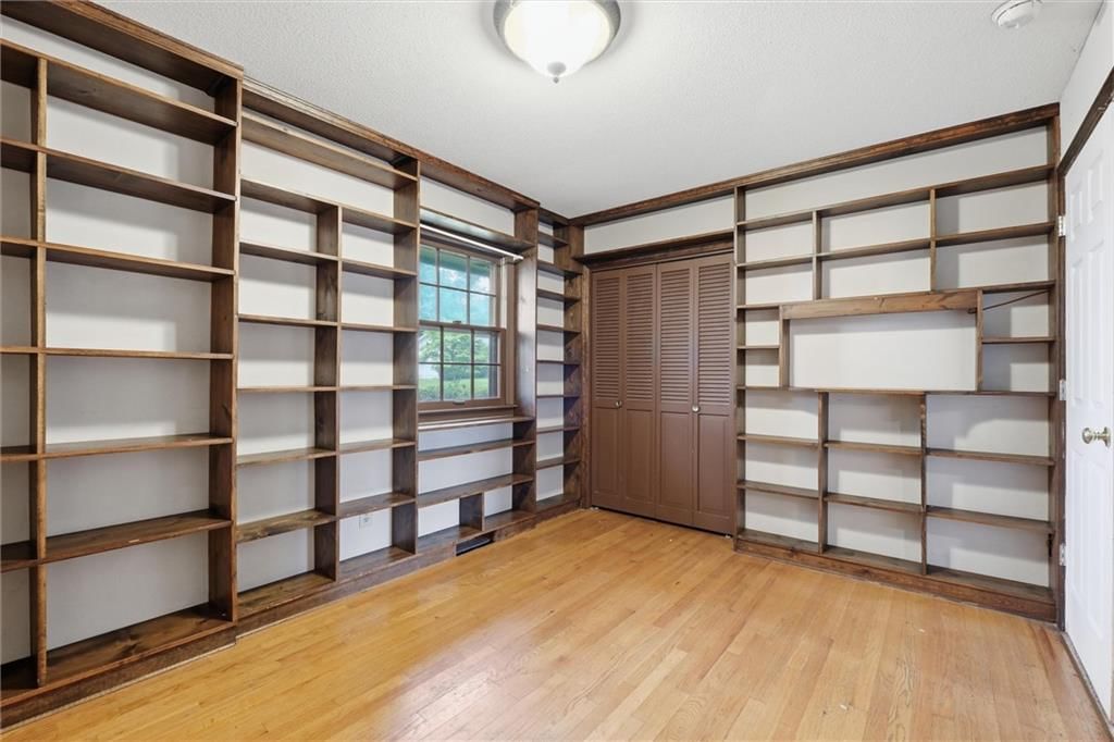 8315 Oakland Avenue — photo 19