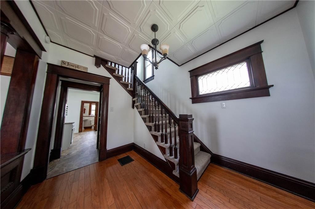 2526 S 17th Street — photo 11