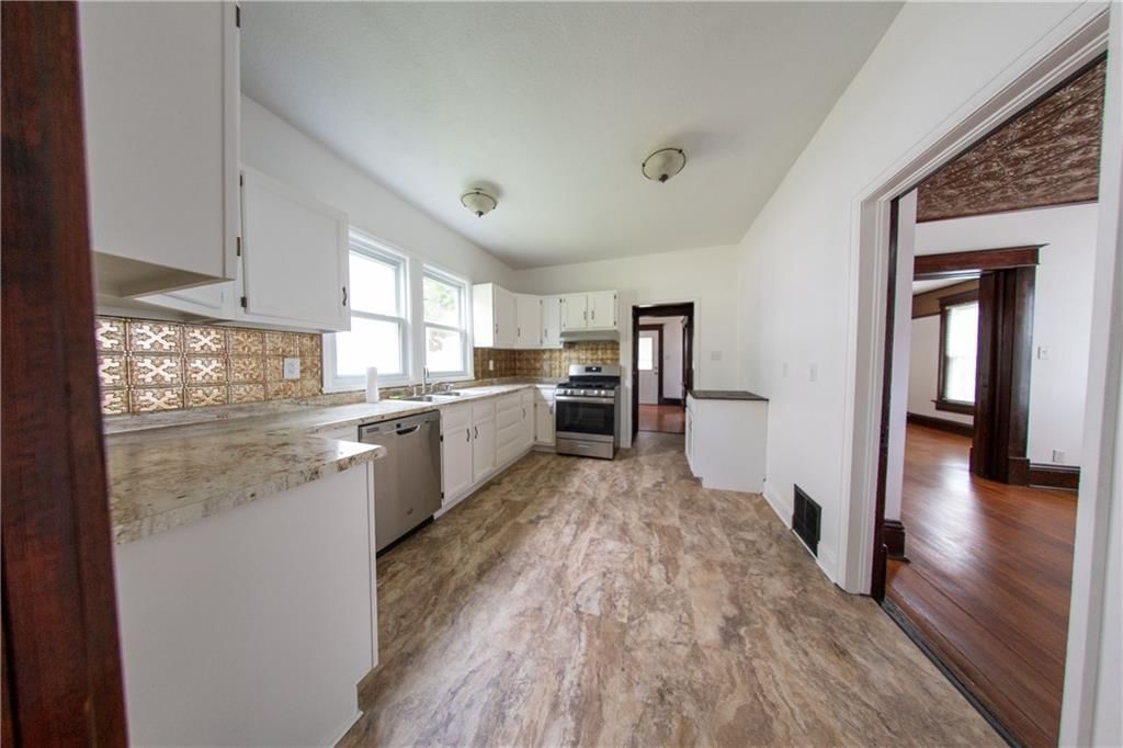 2526 S 17th Street — photo 23