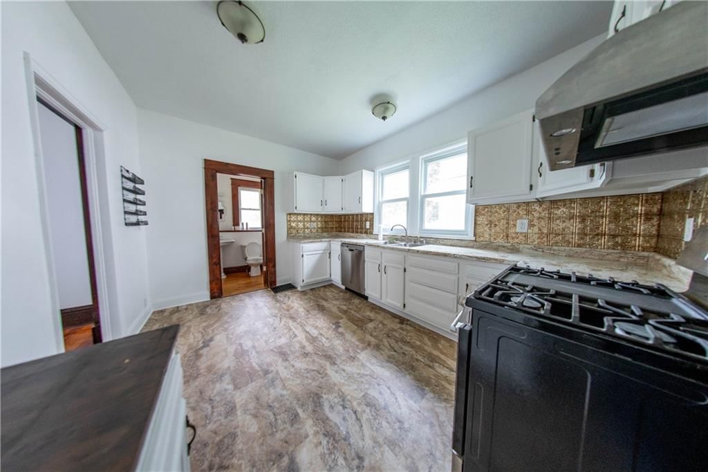 2526 S 17th Street — photo 26