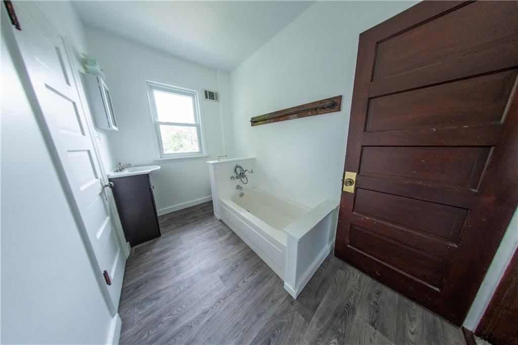 2526 S 17th Street — photo 31