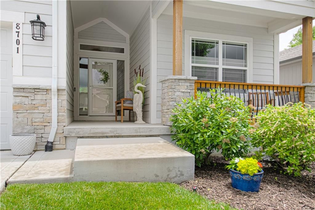 8701 N Allenton Avenue — photo 3