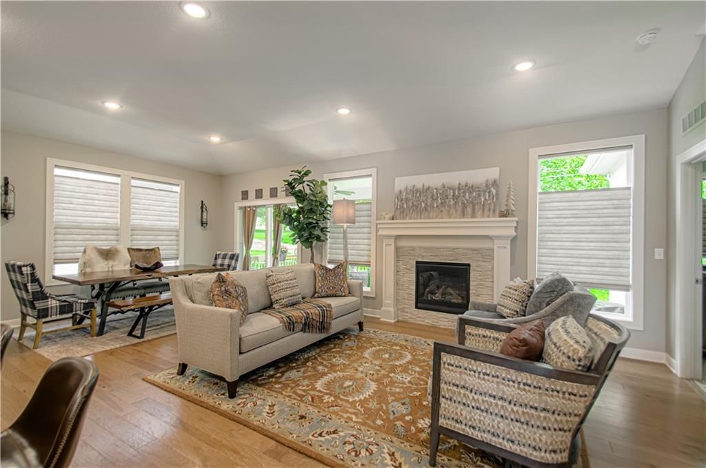 8701 N Allenton Avenue — photo 6