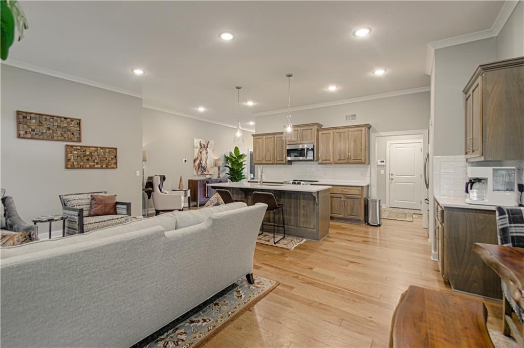 8701 N Allenton Avenue — photo 9